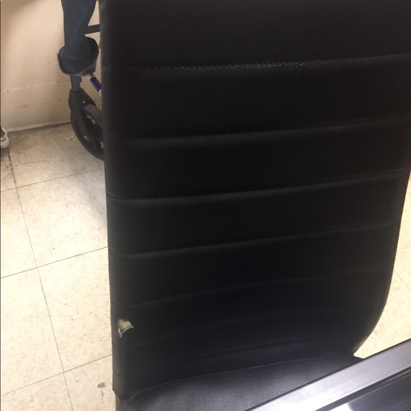 Kitchen table - Picture 8 of 8